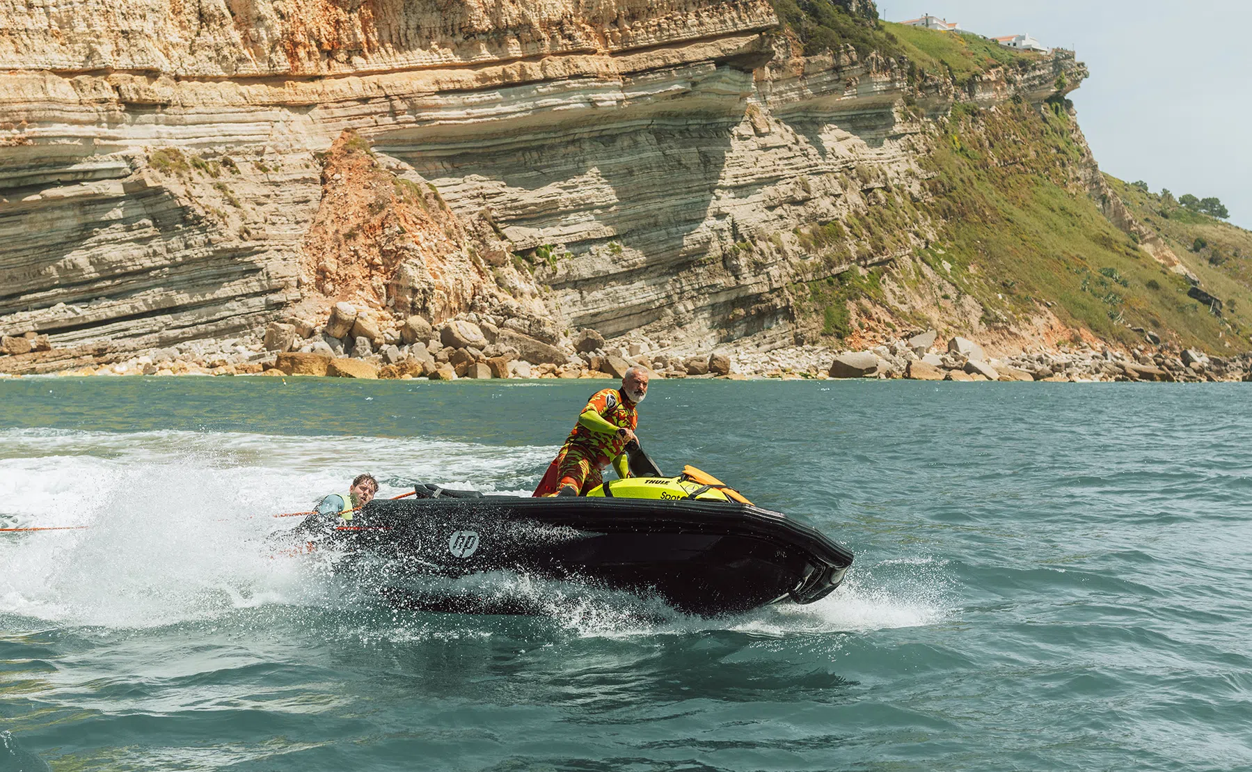 Kevin achter de jetski van gareth